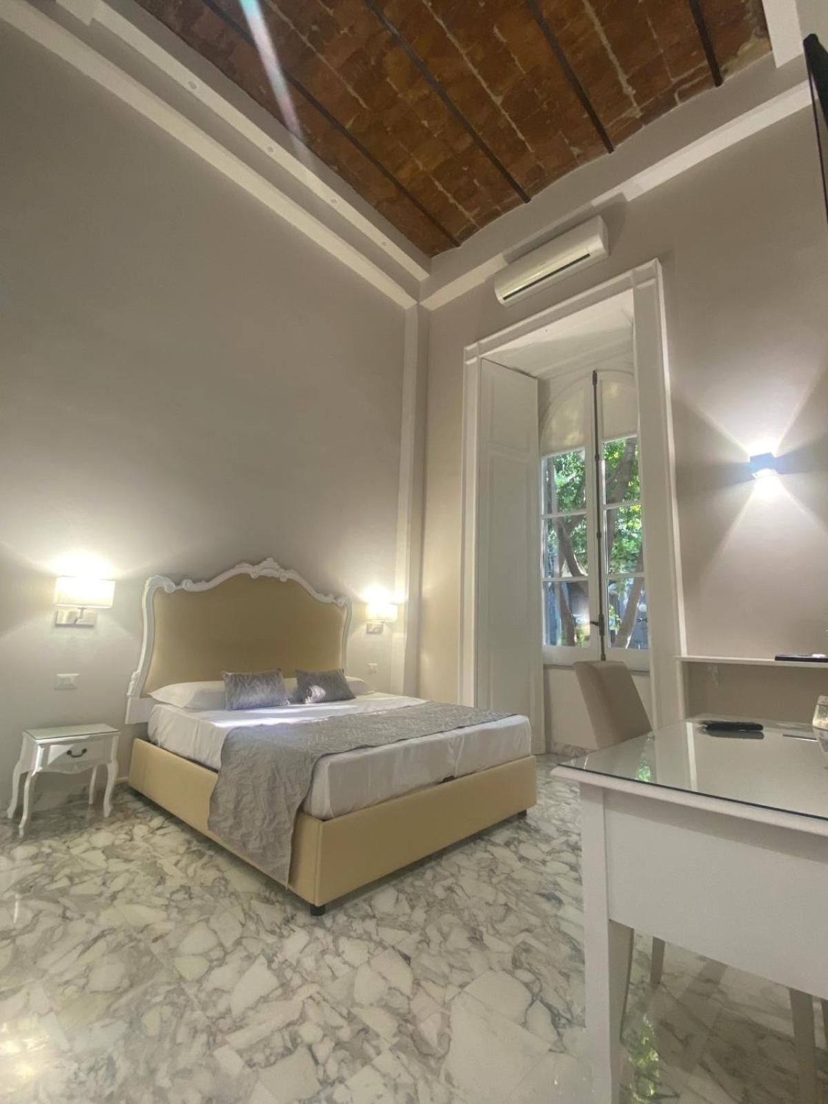 Miluar Luxury B&B - Vanvitelli Νάπολη Εξωτερικό φωτογραφία