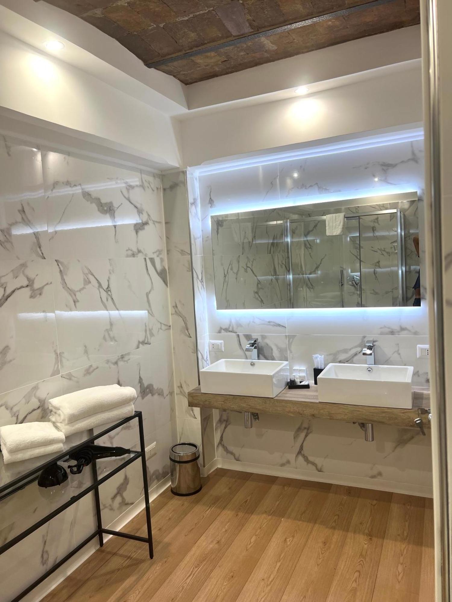 Miluar Luxury B&B - Vanvitelli Νάπολη Εξωτερικό φωτογραφία
